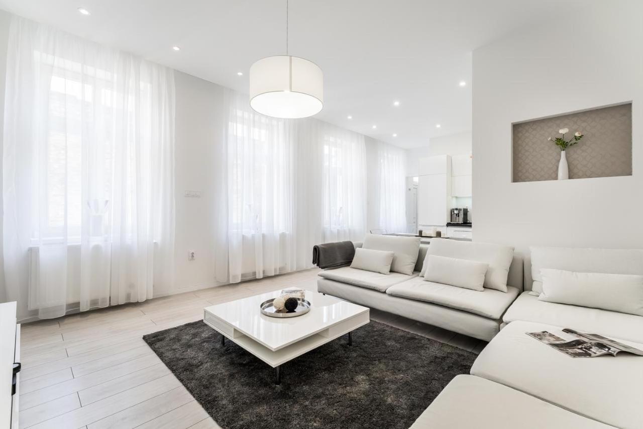 Minimalistico Budapest
