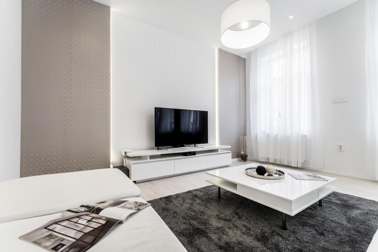 Minimalistico Apartmán *